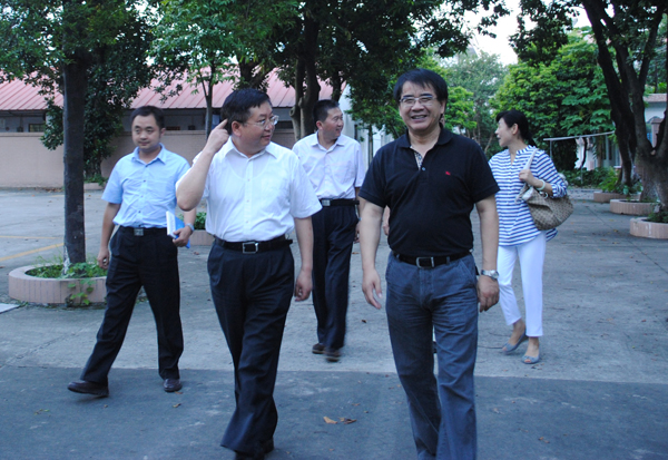 图片说明