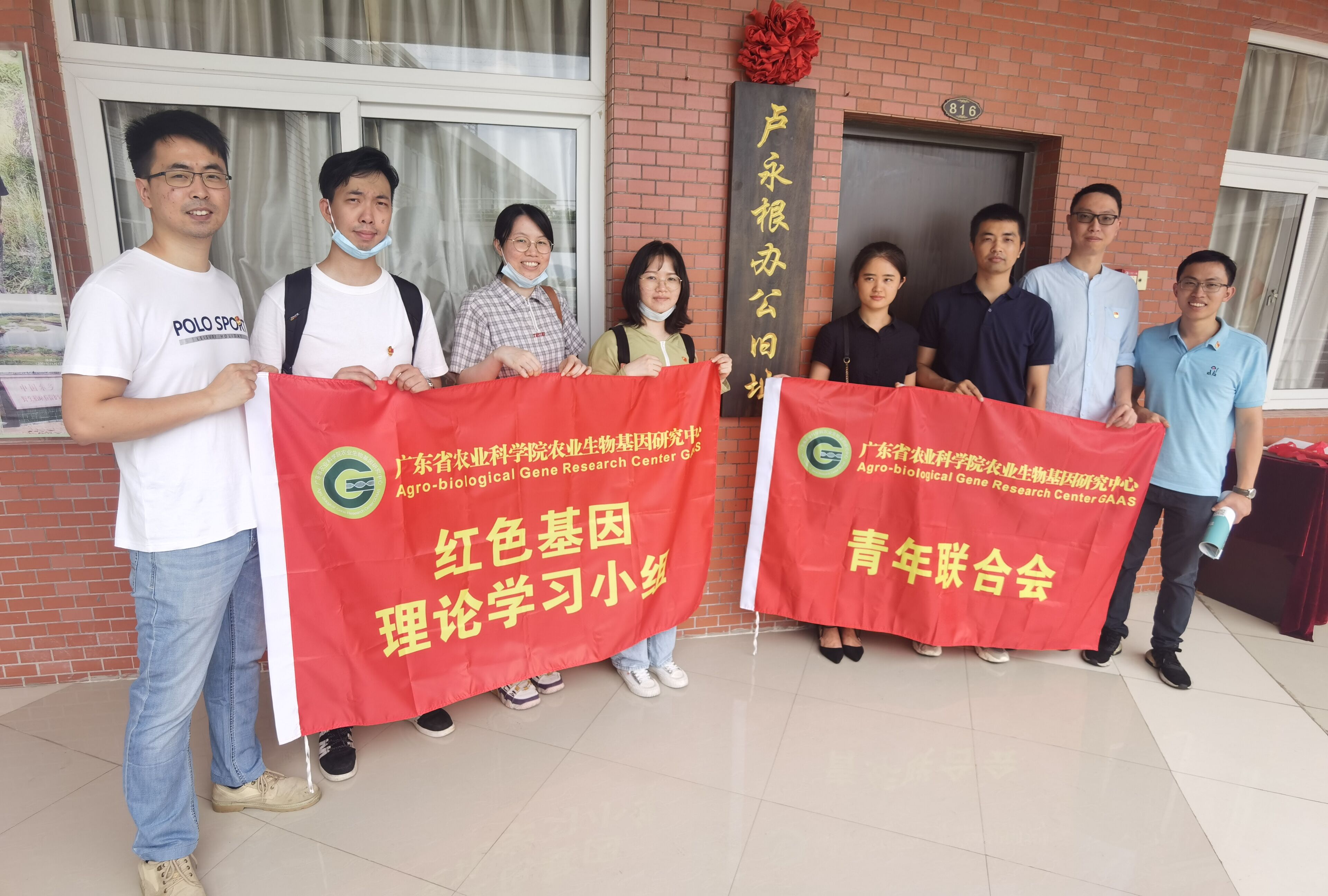 图片说明